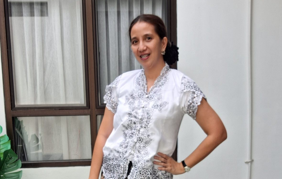 DR. Maya H. Montolalu, SP, MCom, M.Sc