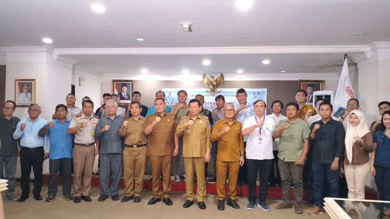 Rapat Koordinasi Memberdayakan Hilirisasi Kelapa di Kantor Gubernur Sulut