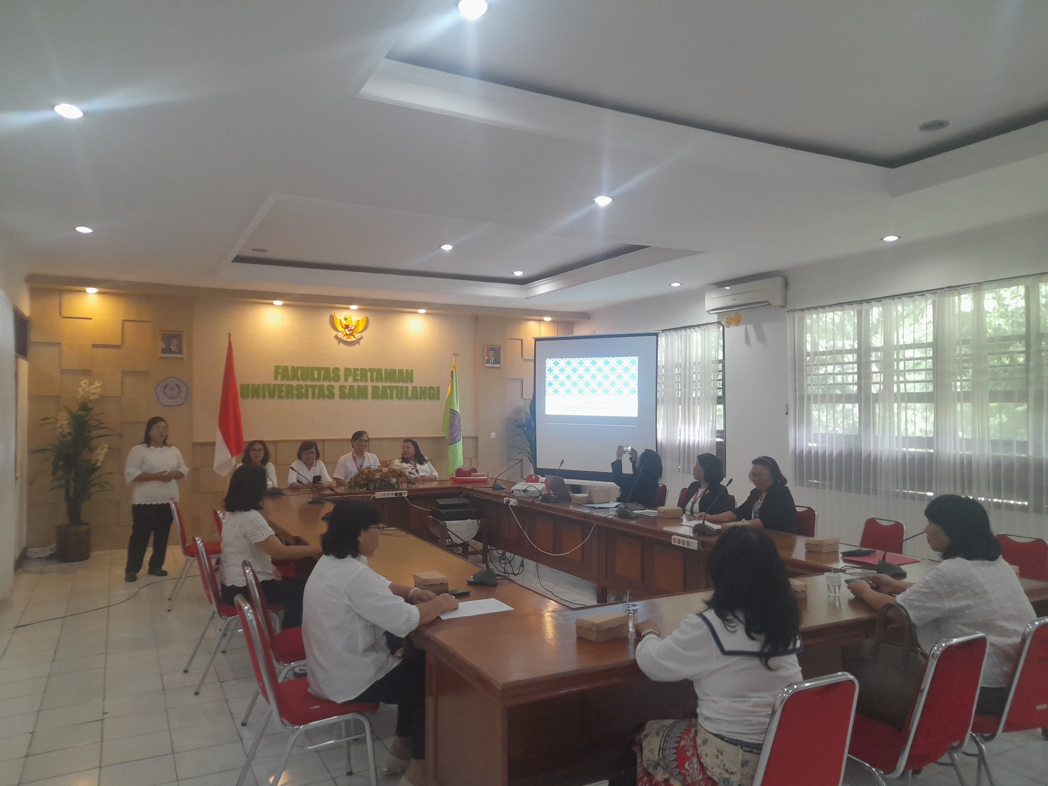 Pemilihan Tenaga Kependidikan Berprestasi Fakultas Pertanian UNSRAT Tahun 2025