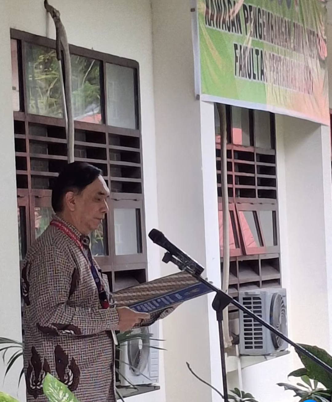 Upacara Peringatan Hari Sumpah Pemuda 28 Oktober 2025 Fakultas Pertanian Unsrat